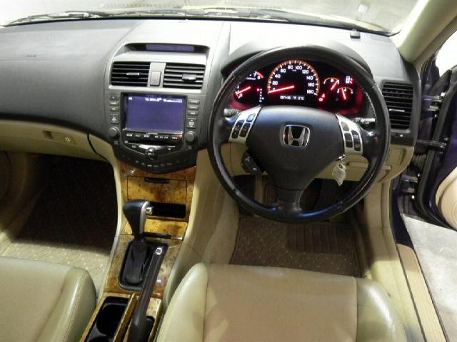 Honda Accord CL9