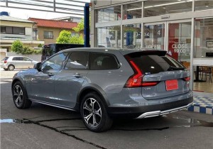 Volvo V90