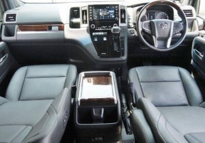 Toyota GranAce
