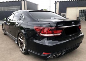 Lexus LS600hL