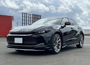 Toyota Crown Crossover