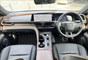 Toyota Crown Crossover