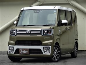Toyota Pixis Mega