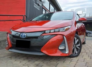Toyota Prius PHV