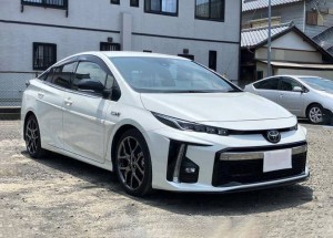 Toyota Prius PHV
