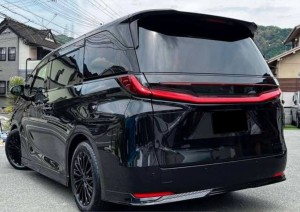 Lexus LM500h