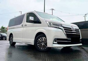 Toyota GranAce