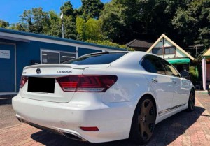 Lexus LS600h