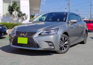 Lexus CT200h