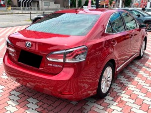 Lexus HS250h
