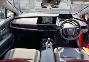 Toyota Prius PHV