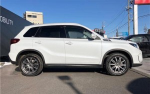 Suzuki Escudo