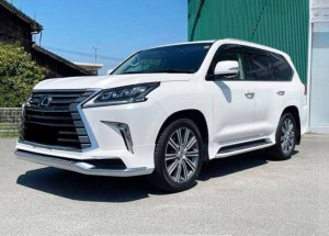 Lexus LX570
