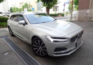 Volvo V90