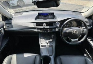 Lexus CT200h