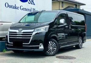 Toyota GranAce
