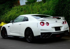Nissan GT-R