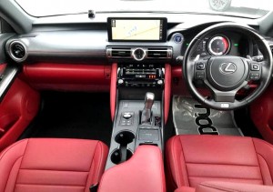 Lexus IS300h