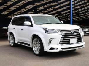 Lexus LX570