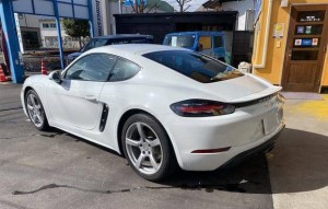 Porsche Cayman
