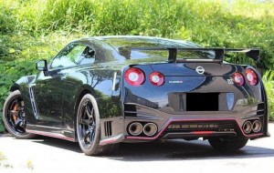 Nissan GT-R