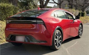 Toyota Prius PHV