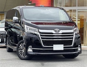Toyota GranAce