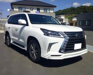 Lexus LX570
