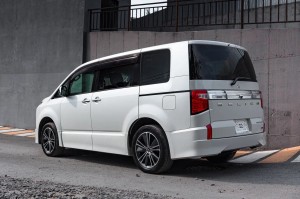 Mitsubishi Delica D:5