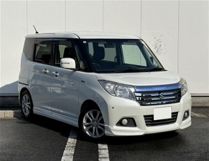 Suzuki Solio