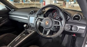 Porsche Cayman