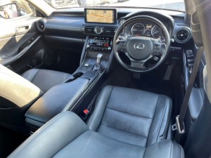 Lexus IS300