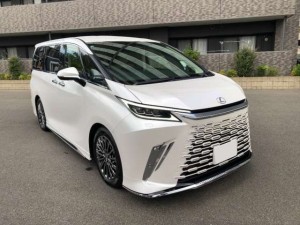 Lexus LM500h