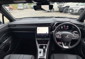 Lexus LBX
