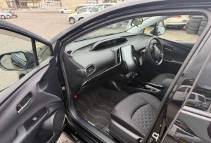 Toyota Prius PHV