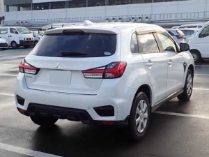Mitsubishi RVR