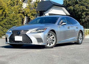 Lexus LS500h