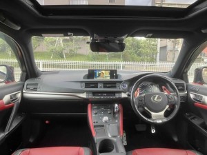 Lexus CT200h