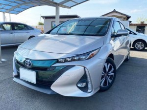 Toyota Prius PHV