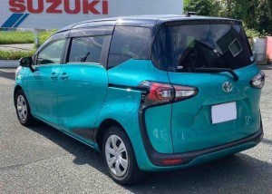 Toyota Sienta