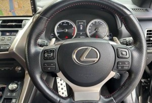 Lexus NX300