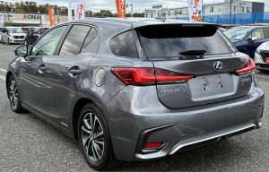 Lexus CT200h