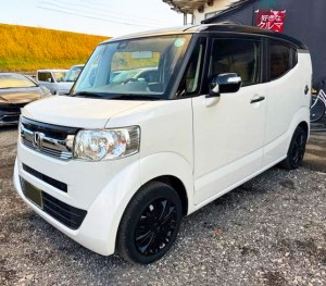 Honda N-Box Slash