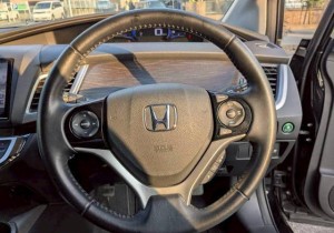 Honda Jade