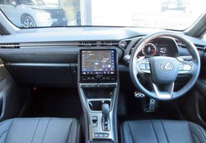 Lexus LBX