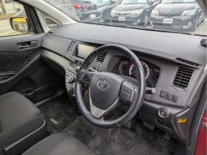 Toyota Isis