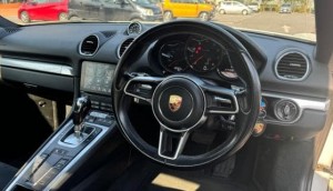 Porsche Cayman