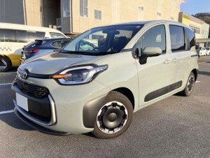 Toyota Sienta