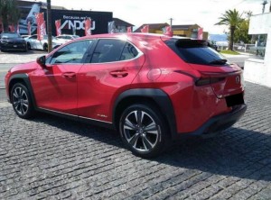 Lexus UX250h