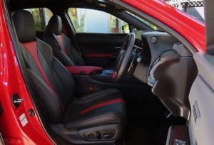 Lexus UX250h